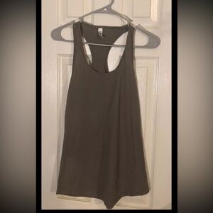 4 pack Women’s blank tank tops shirts green new never worn